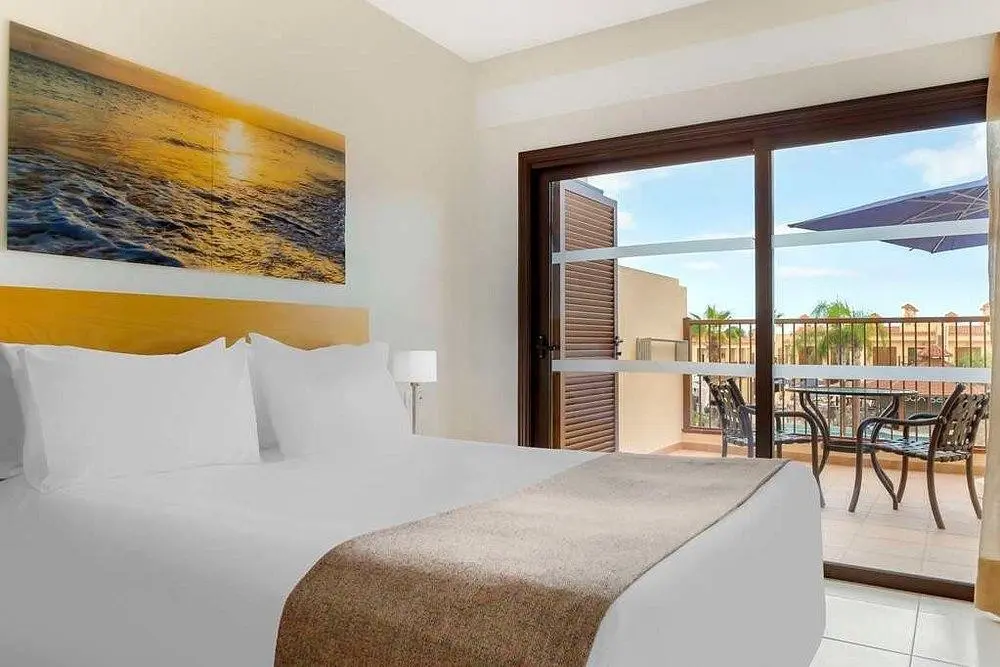 Royal Sunset Beach Club — ROYAL SUNSET BEACH CLUB