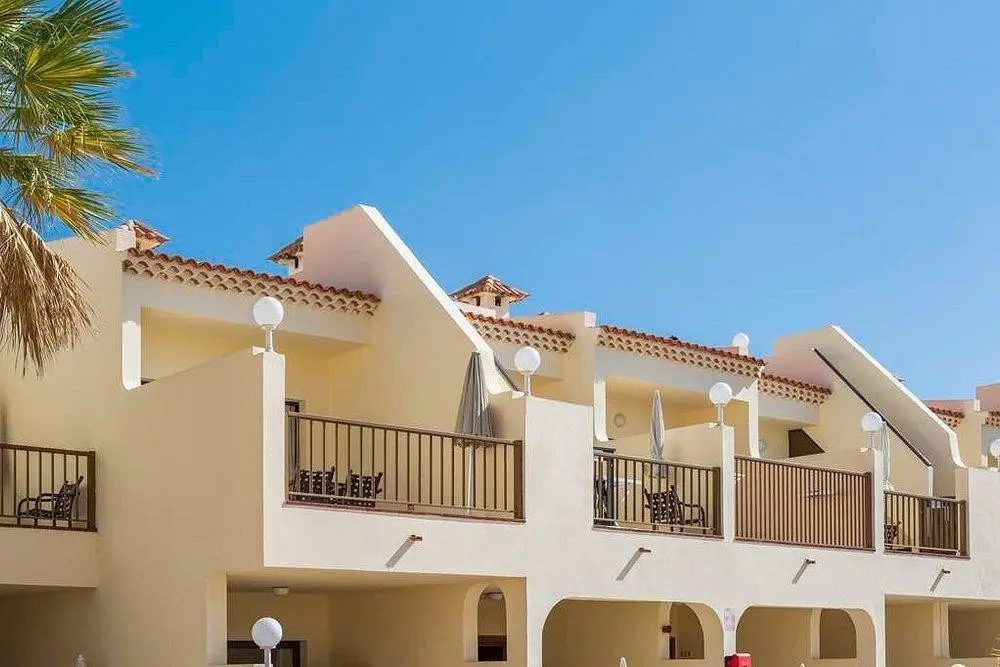 Royal Sunset Beach Club — ROYAL SUNSET BEACH CLUB