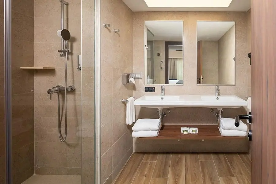 S Hotel Montego Bay – All Inclusive — RIU MONTEGO BAY