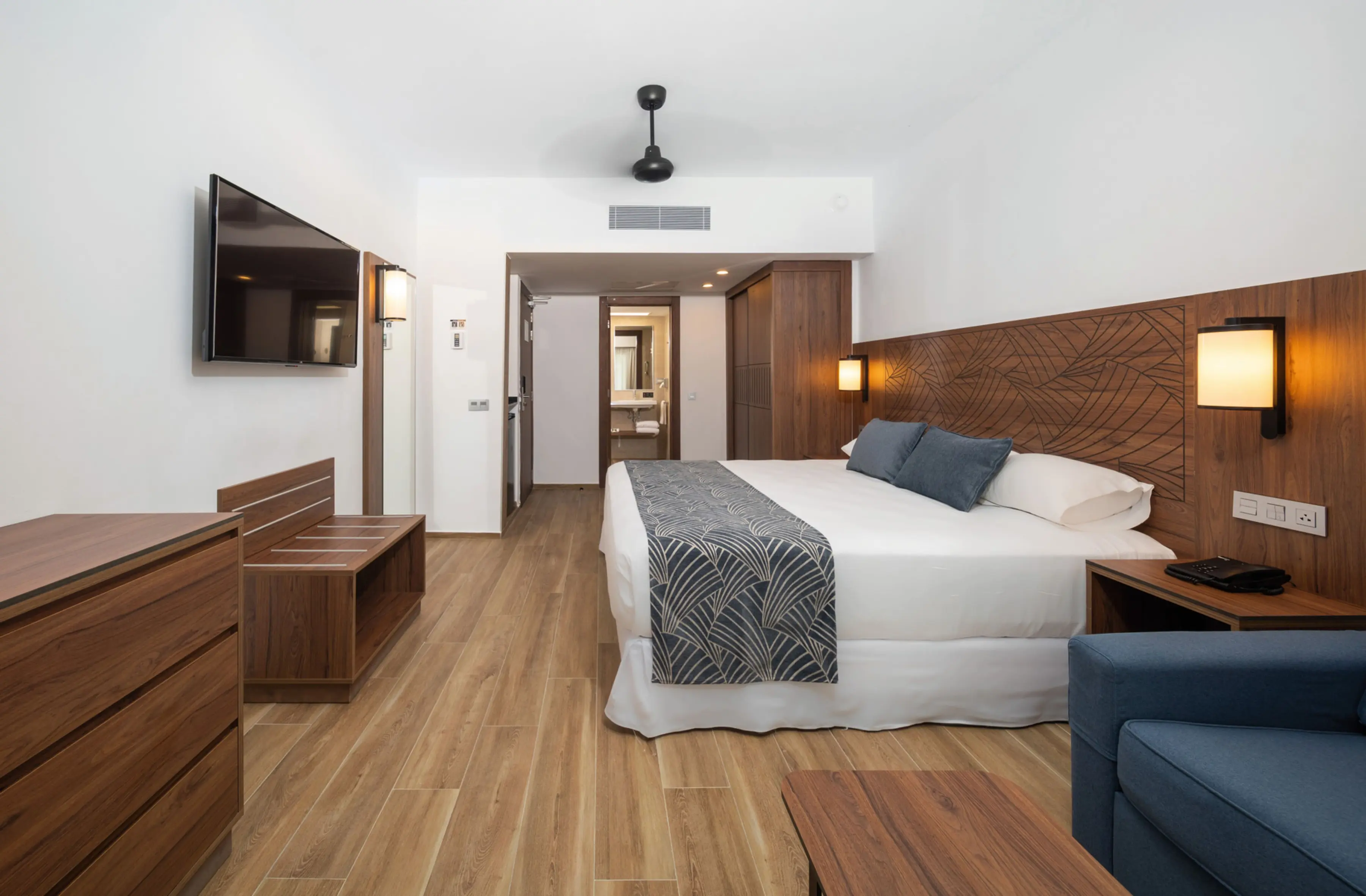 S Hotel Montego Bay – All Inclusive — RIU MONTEGO BAY