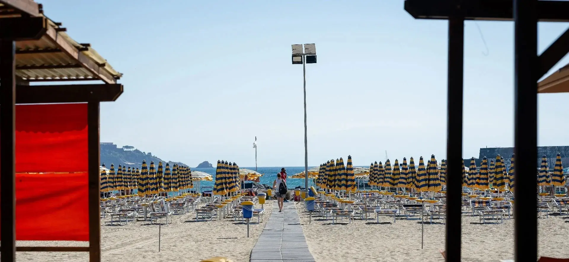 Plaża przy hotelu Sabbie d'oro Giardini Naxos