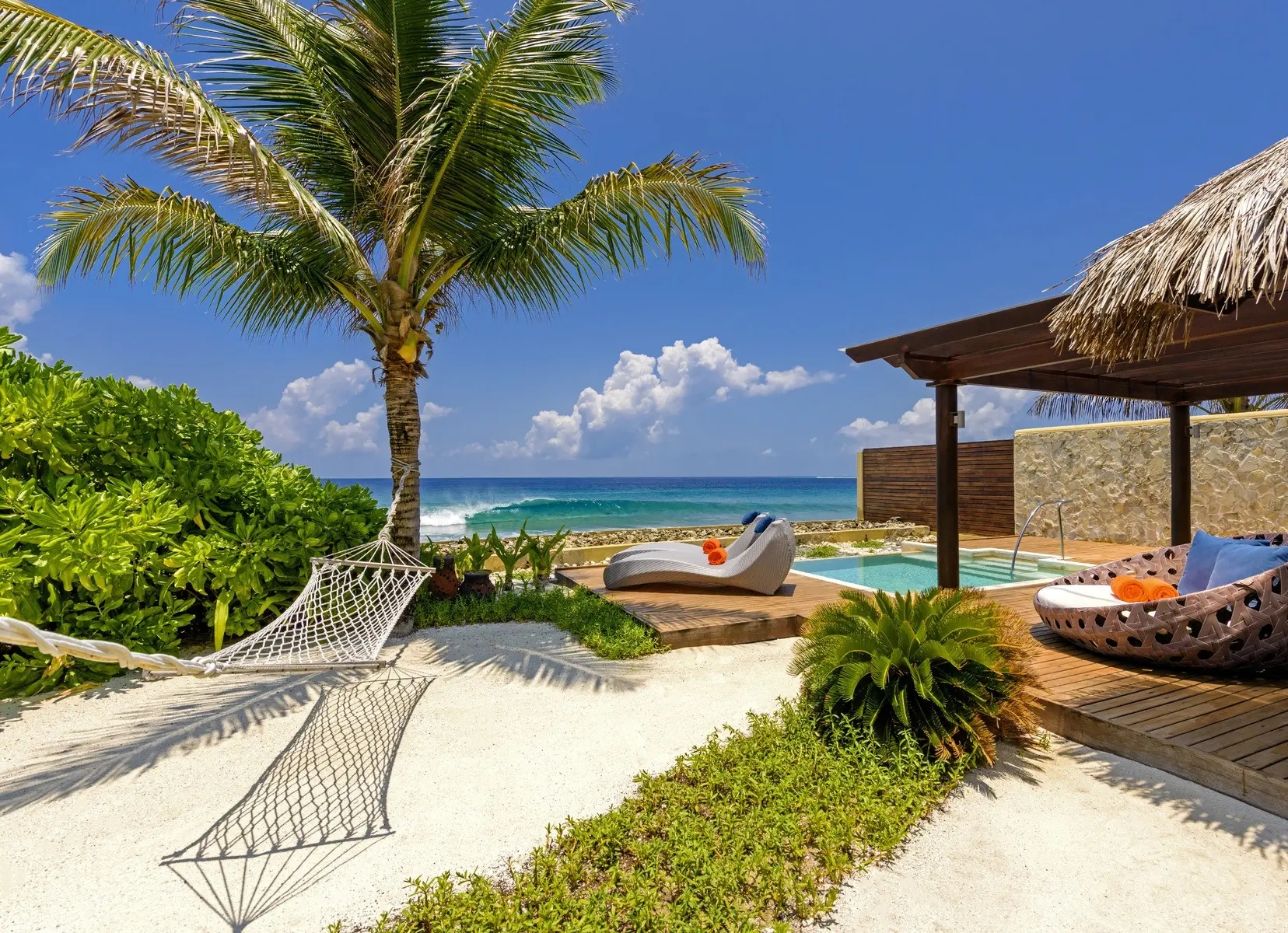 Sheraton Maldives Full Moon Resort & Spa — SHERATON MALDIVES FULL MOON RESORT & SPA