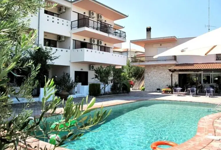 Hotel Skentos Hotel