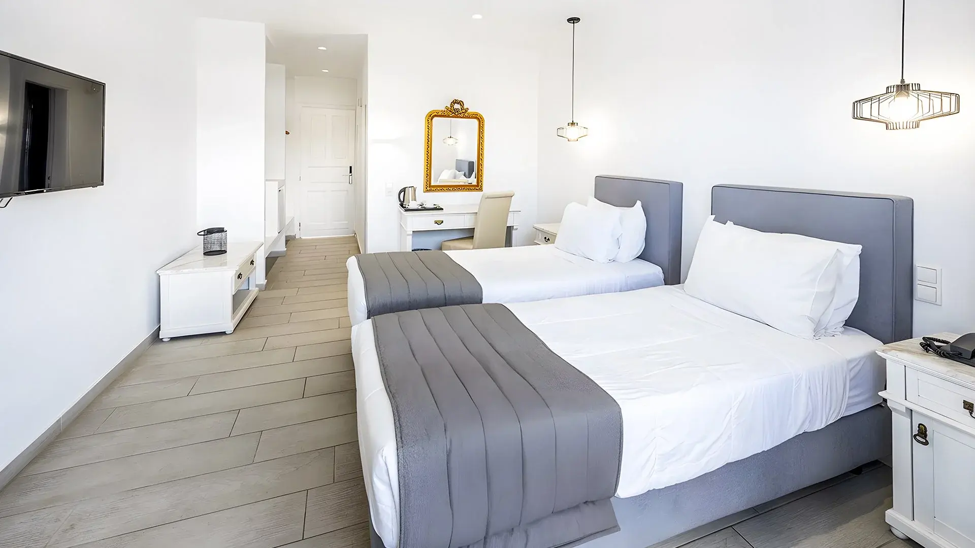 Pokój w hotelu Smy Mediterranean White