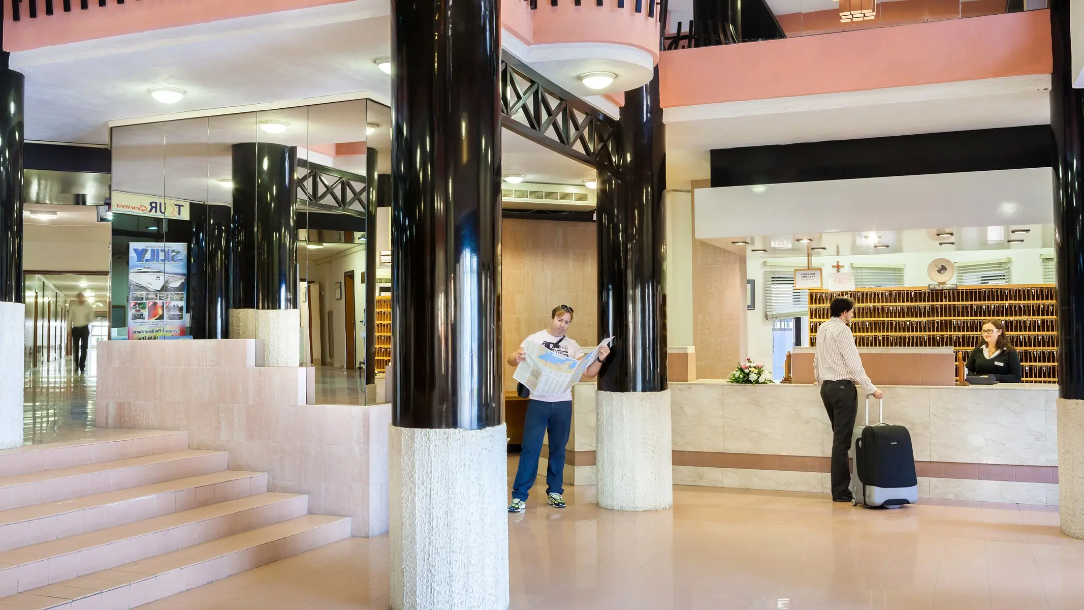 St. George's Park Hotel — ST. GEORGE'S PARK