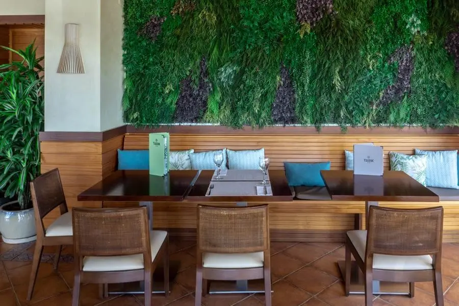 Restauracja i jedzenie w hotelu Tarik