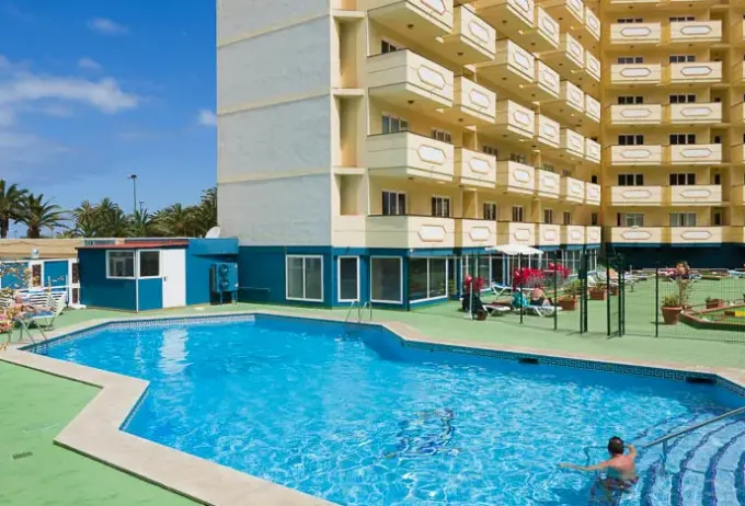 Basen w hotelu Teneguia Apartamentos