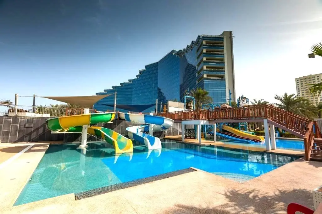 The Art Hotel & Resort — THE ART HOTEL & RESORT