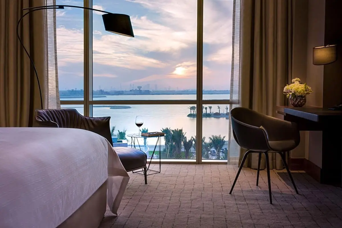 The Art Hotel & Resort — THE ART HOTEL & RESORT