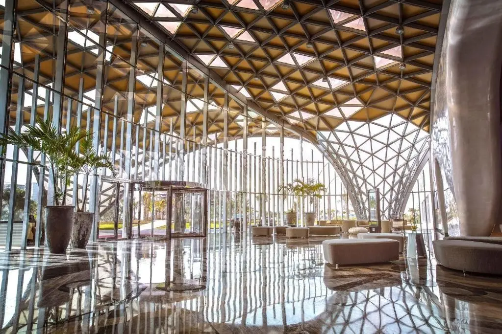 The Art Hotel & Resort — THE ART HOTEL & RESORT