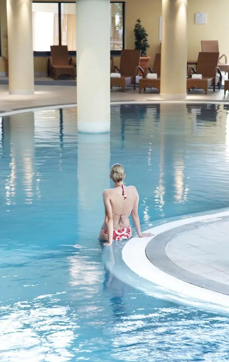 The Residence — THE RESIDENCE