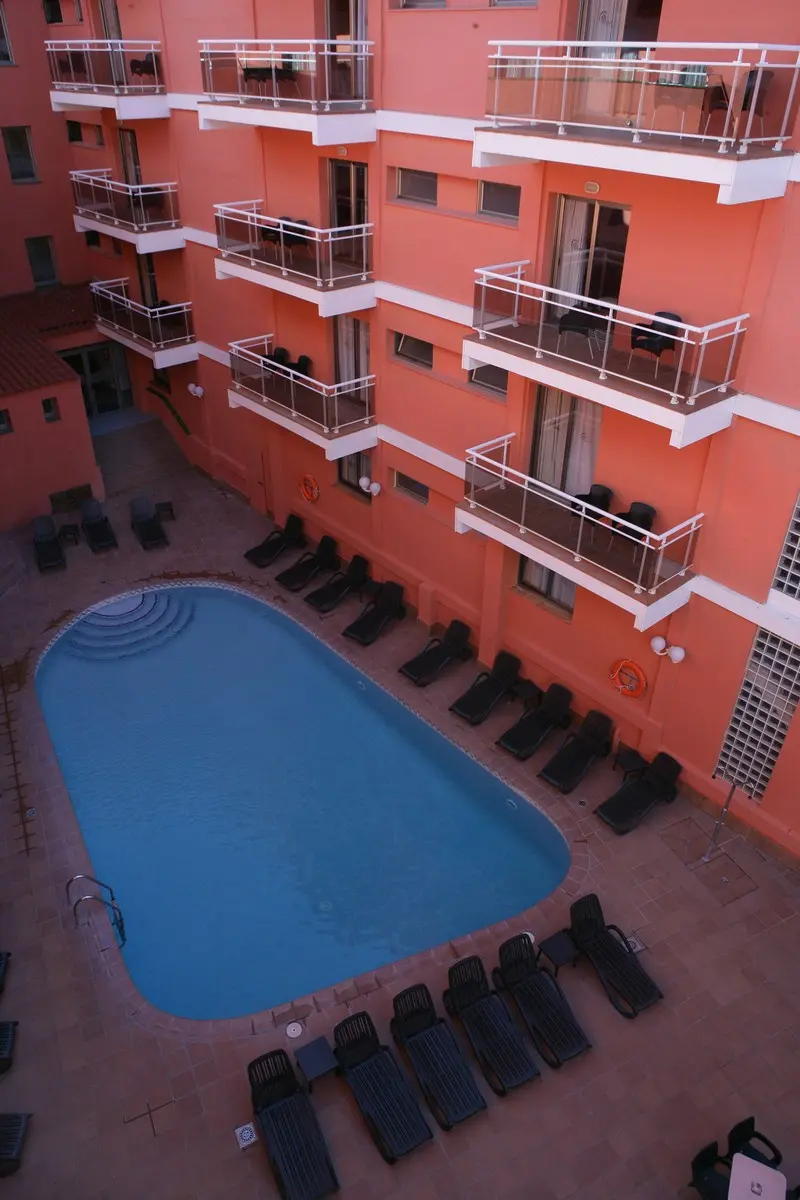 Basen w hotelu Tossa Beach Center