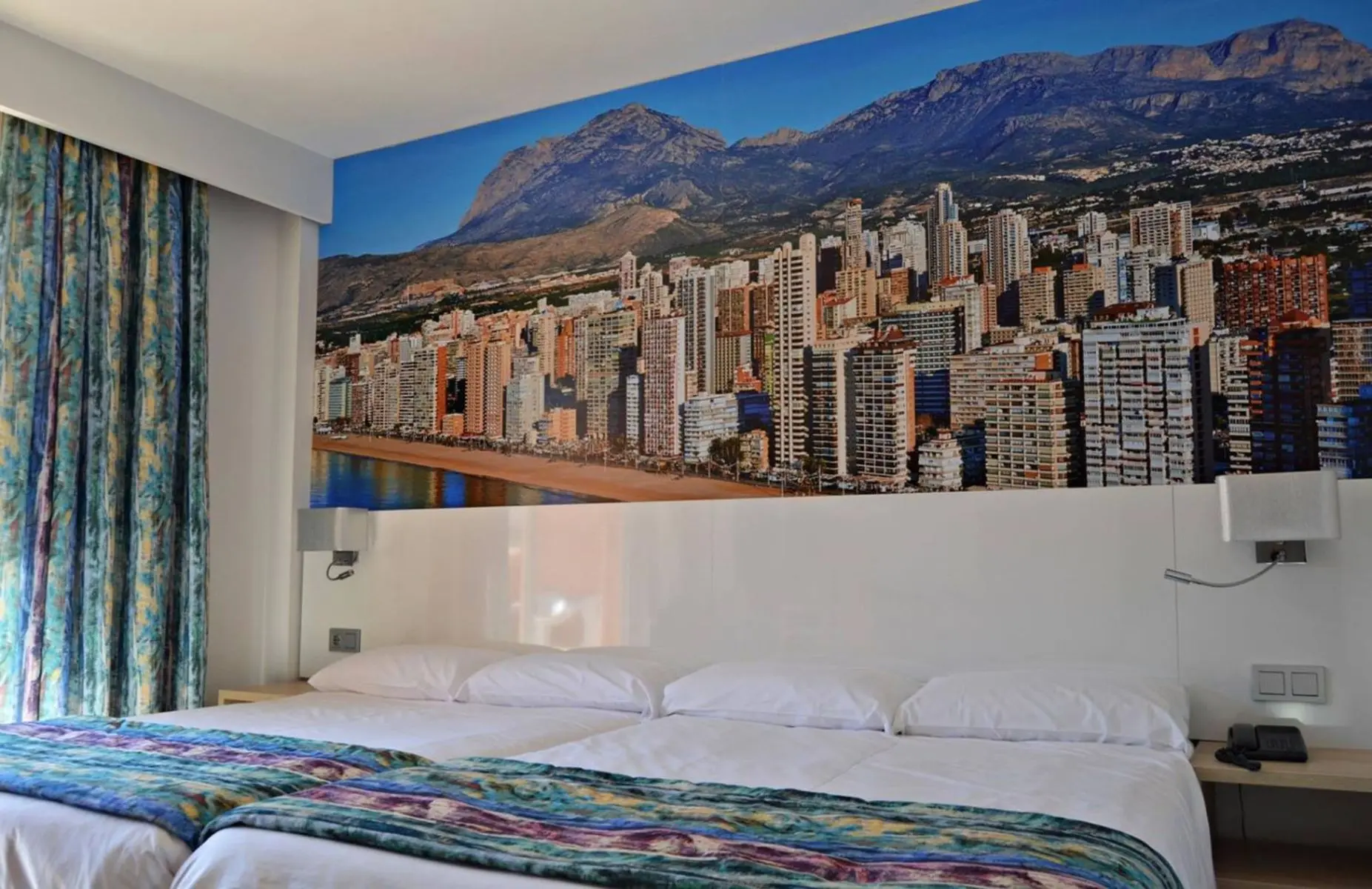 Tropic Relax — TROPIC RELAX