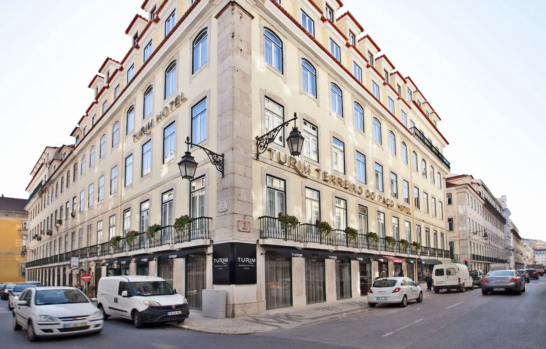 Turim Terreiro Do Paco — TURIM TERREIRO DO PACO