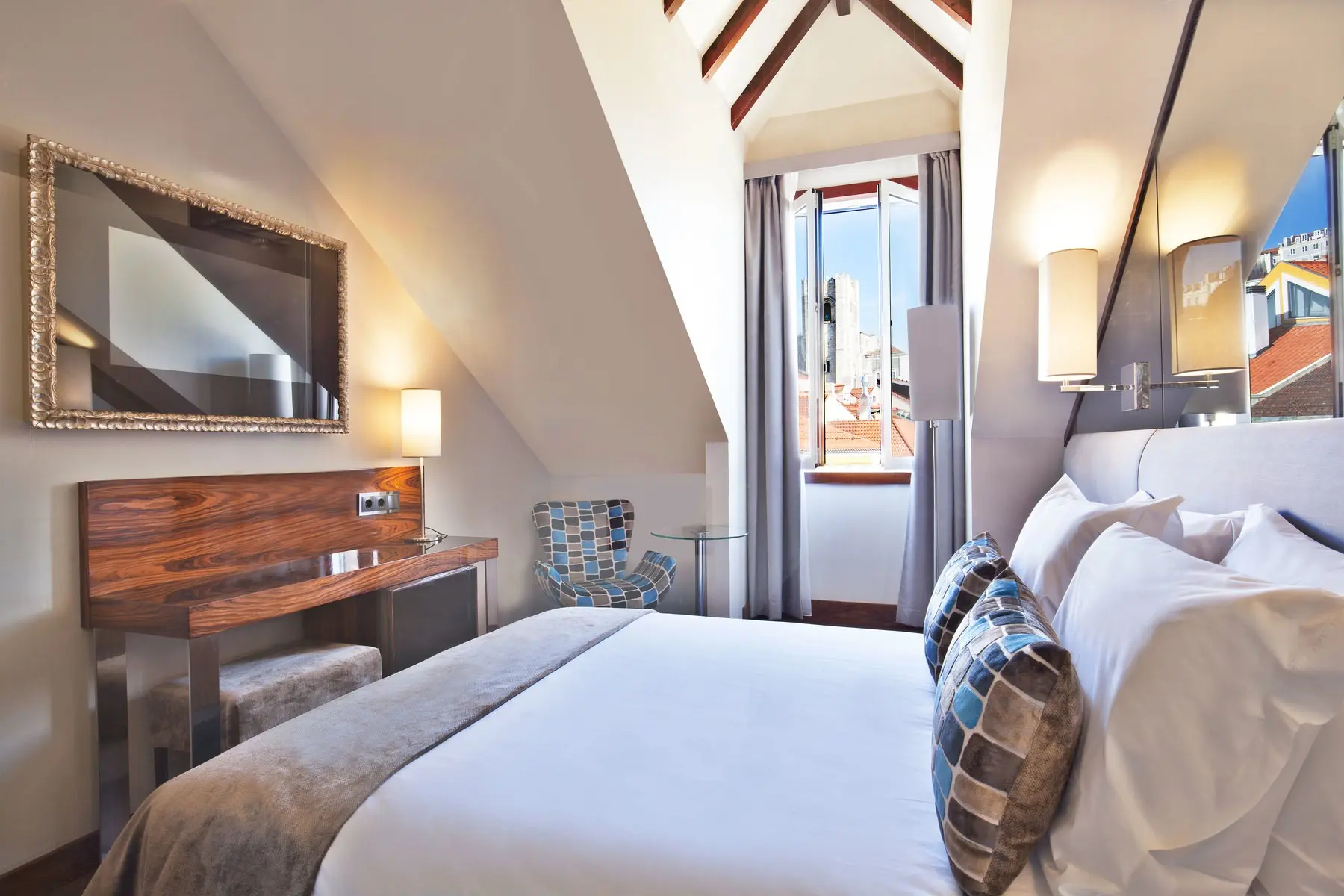 Turim Terreiro Do Paco — TURIM TERREIRO DO PACO