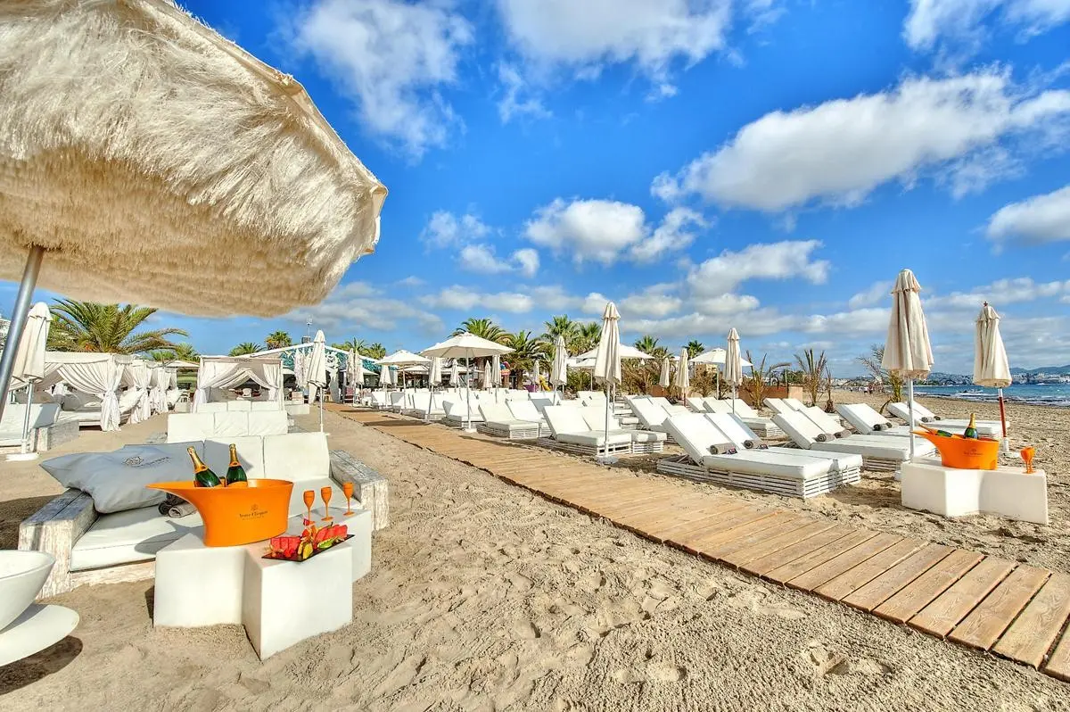 Ushuaia Ibiza Beach Hotel — USHUAIA IBIZA BEACH