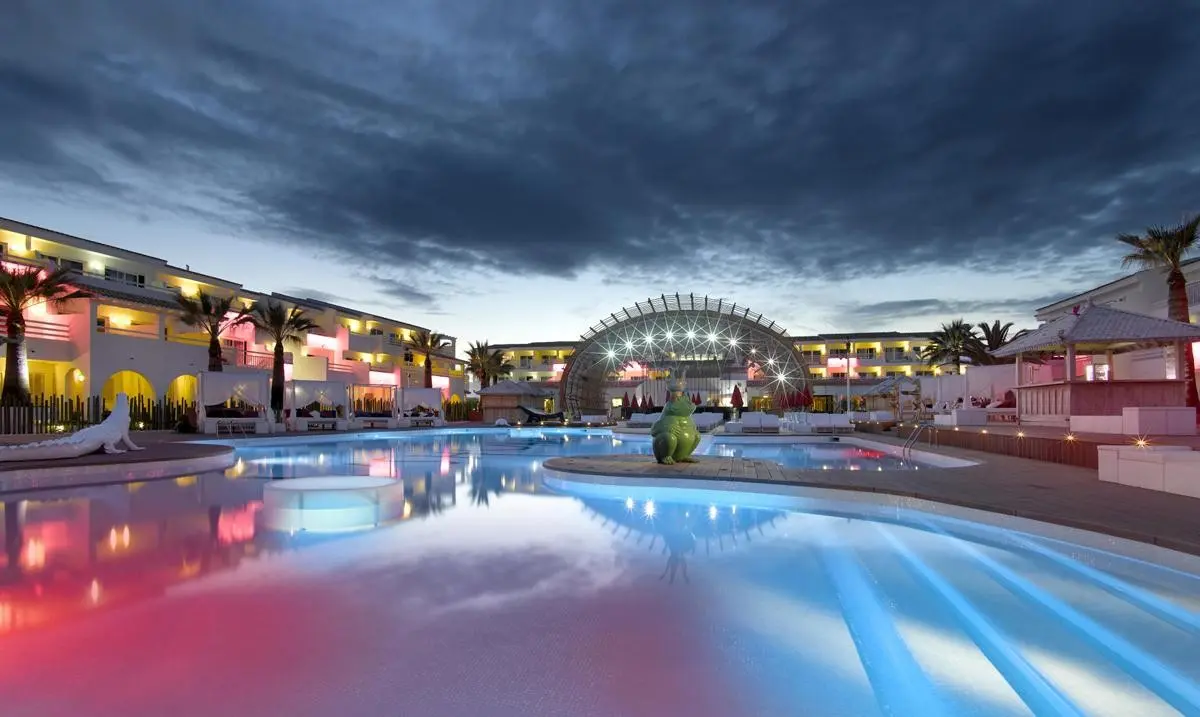 Ushuaia Ibiza Beach Hotel — USHUAIA IBIZA BEACH