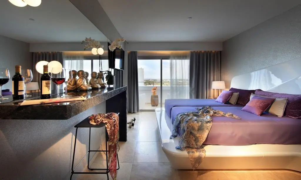 Ushuaia Ibiza Beach Hotel — USHUAIA IBIZA BEACH