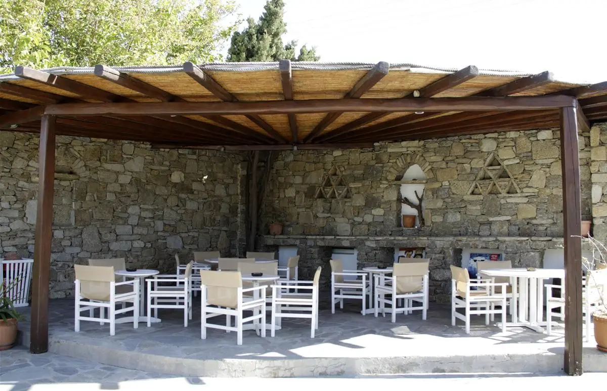 Vienoulas Garden — VIENOULAS GARDEN