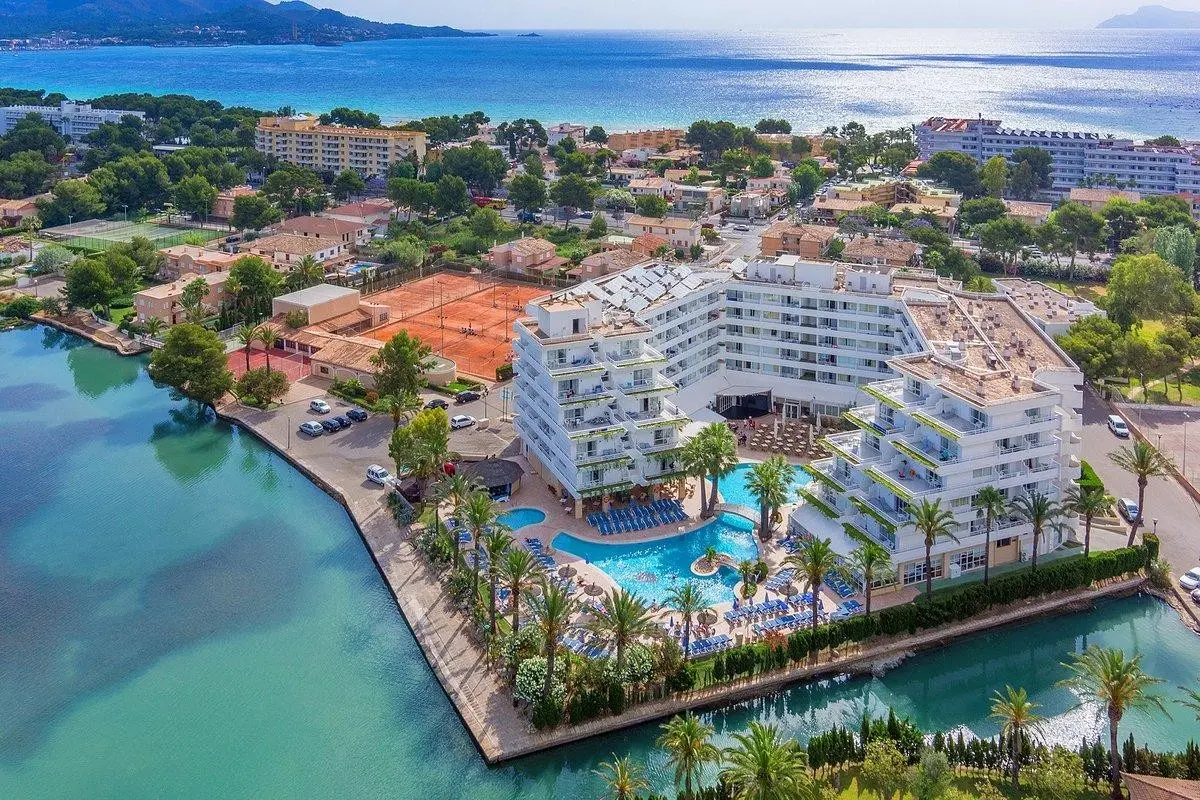 Viva Eden Lago — VIVA EDEN LAGO