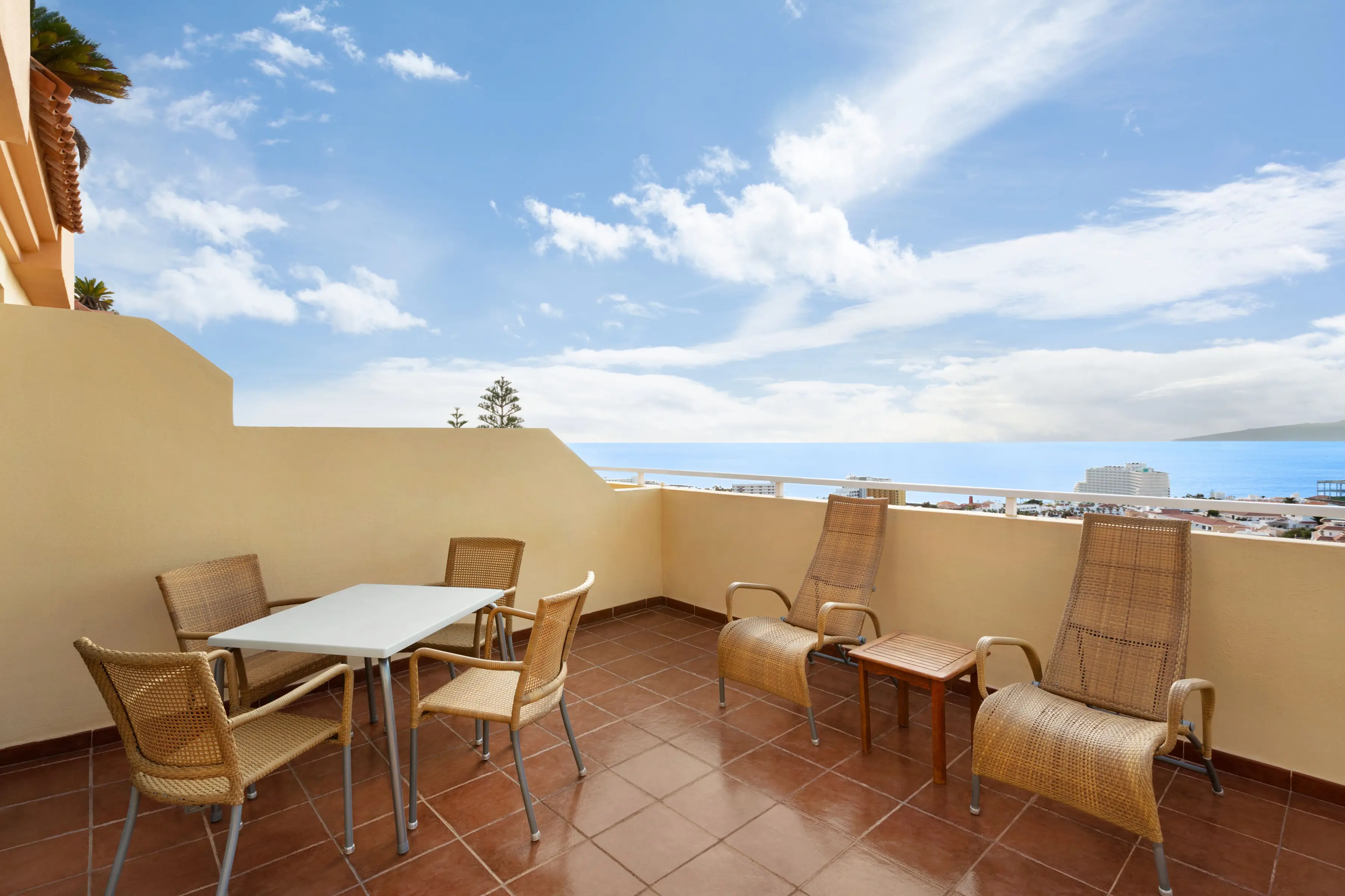 Wyndham Residences Costa Adeje — WYNDHAM RESIDENCES COSTA ADEJE