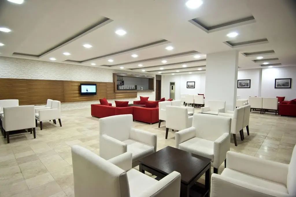 Yalihan Una — YALIHAN UNA