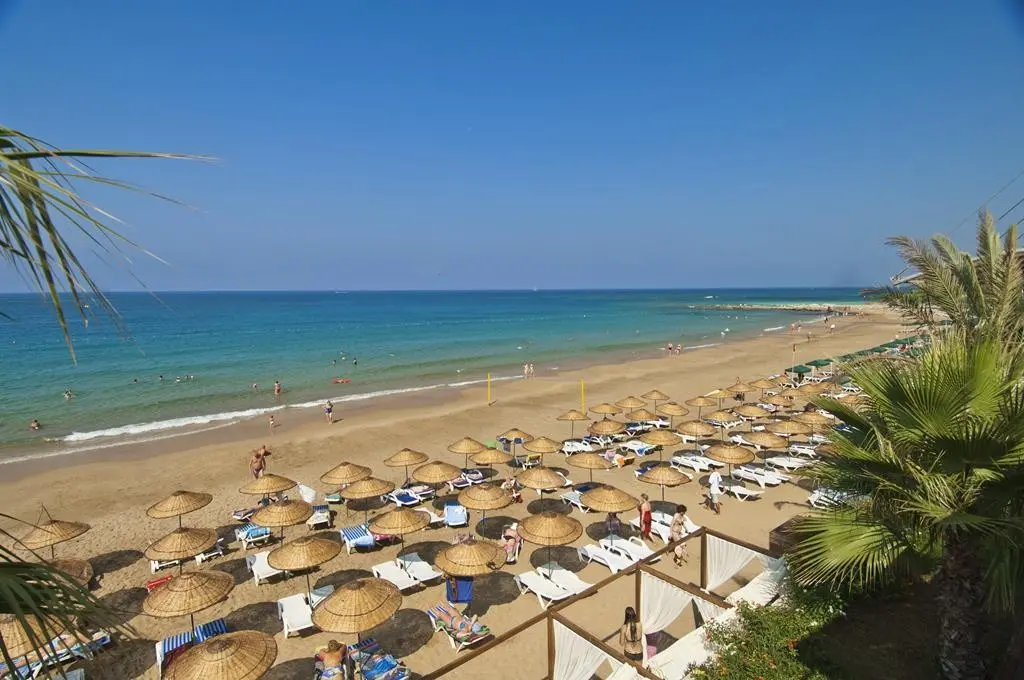 Yalihan Una — YALIHAN UNA