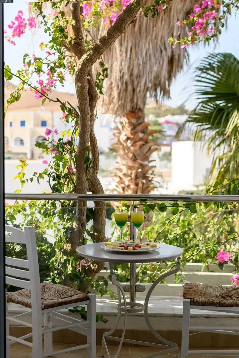 Alesahne Beach — ALESAHNE BEACH