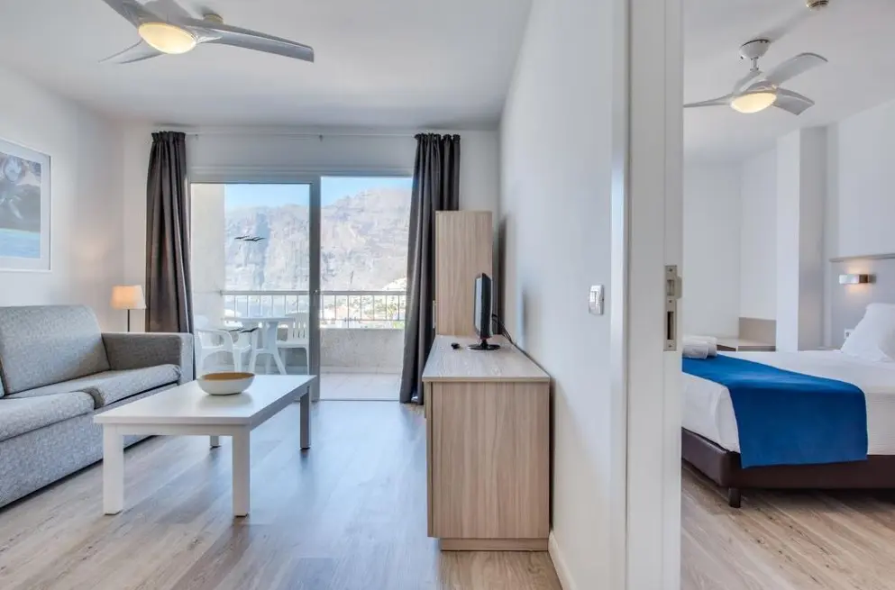 Apartamentos Vigilia Park — APARTAMENTOS VIGILIA PARK