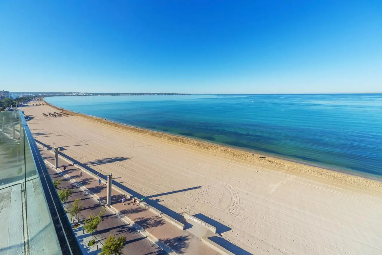 Aparthotel Fontanellas Playa — FONTANELLAS PLAYA APARTHOTEL