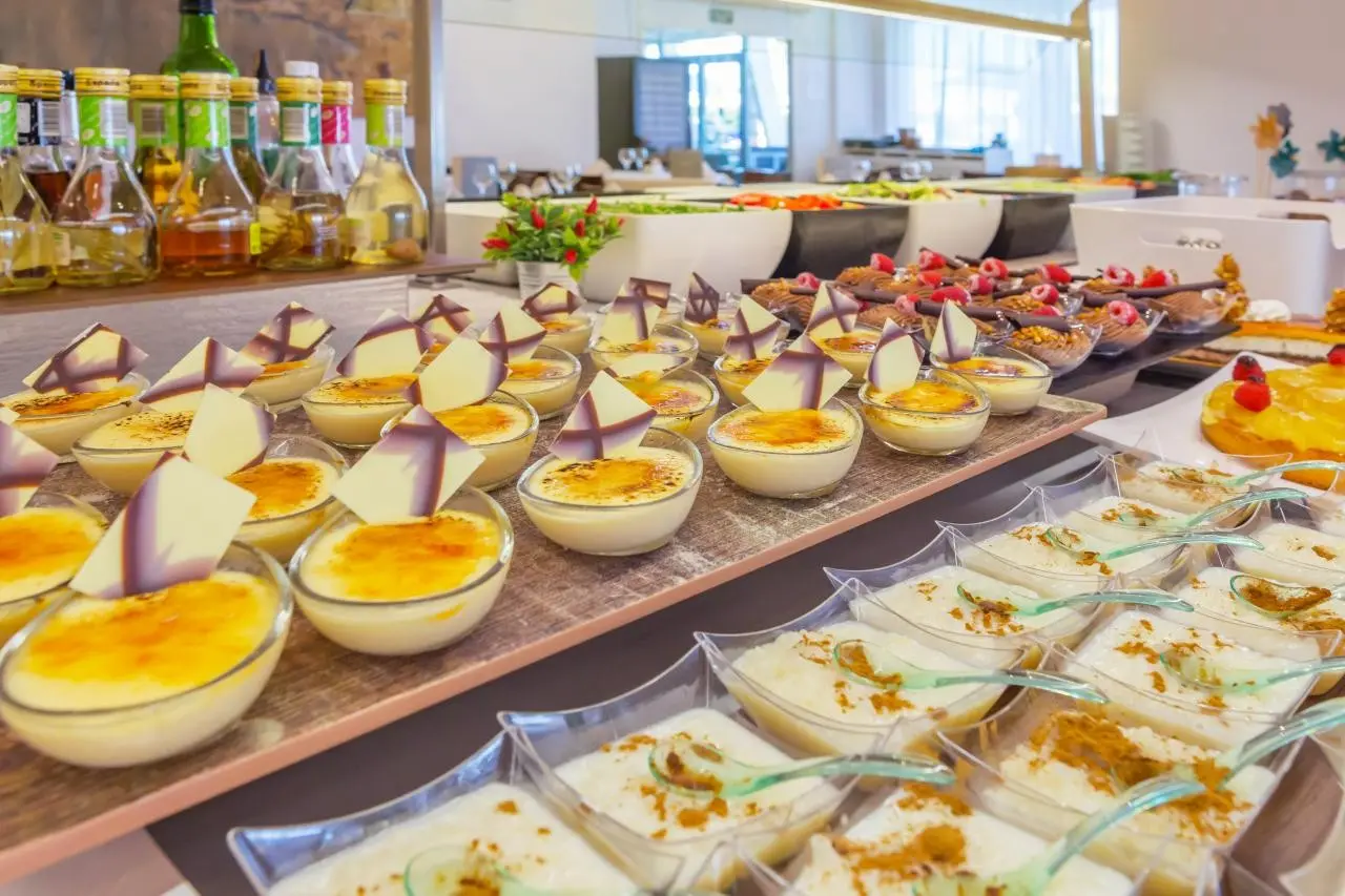 Aparthotel Fontanellas Playa — FONTANELLAS PLAYA APARTHOTEL