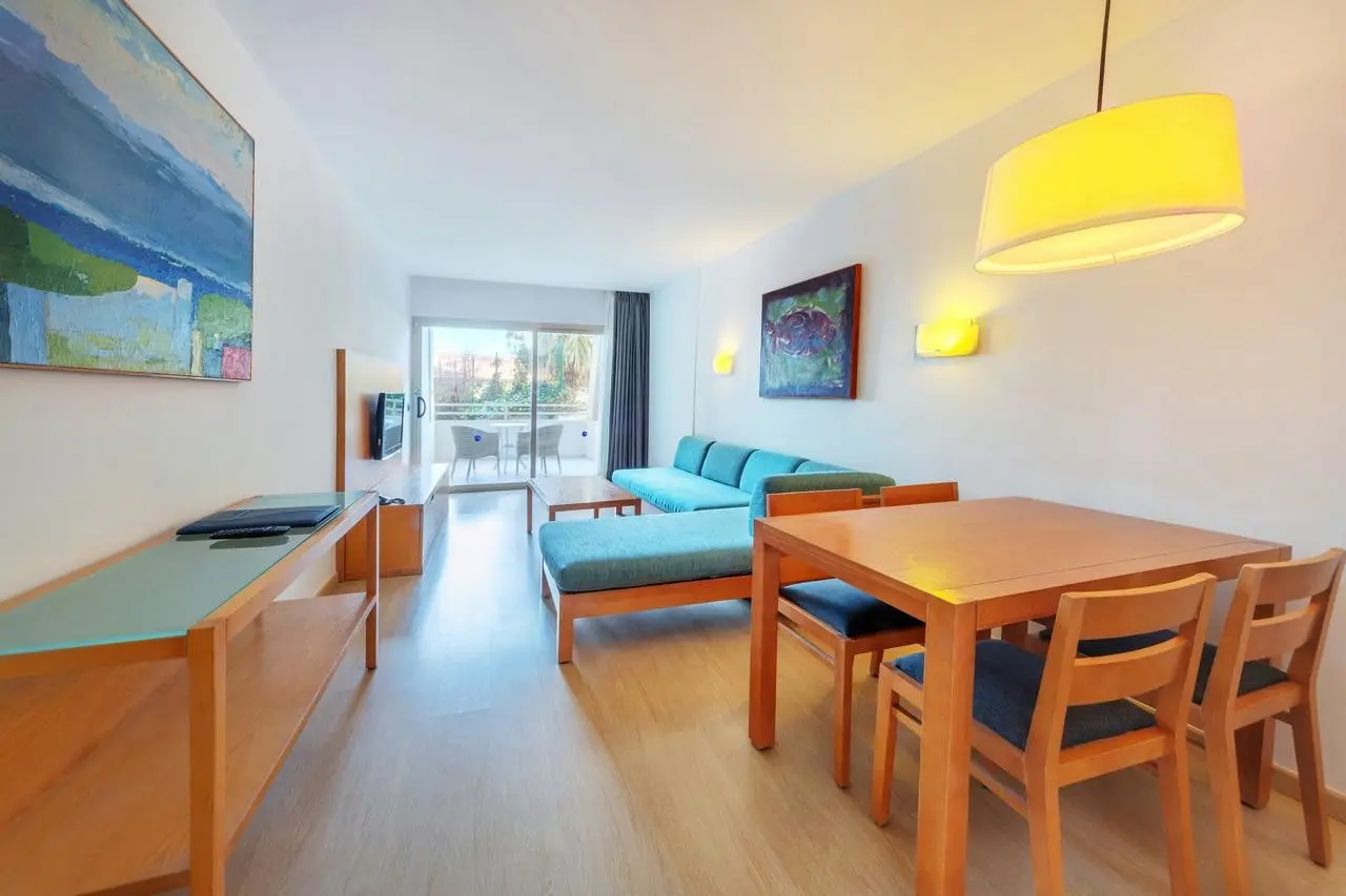 Aparthotel Fontanellas Playa — FONTANELLAS PLAYA APARTHOTEL