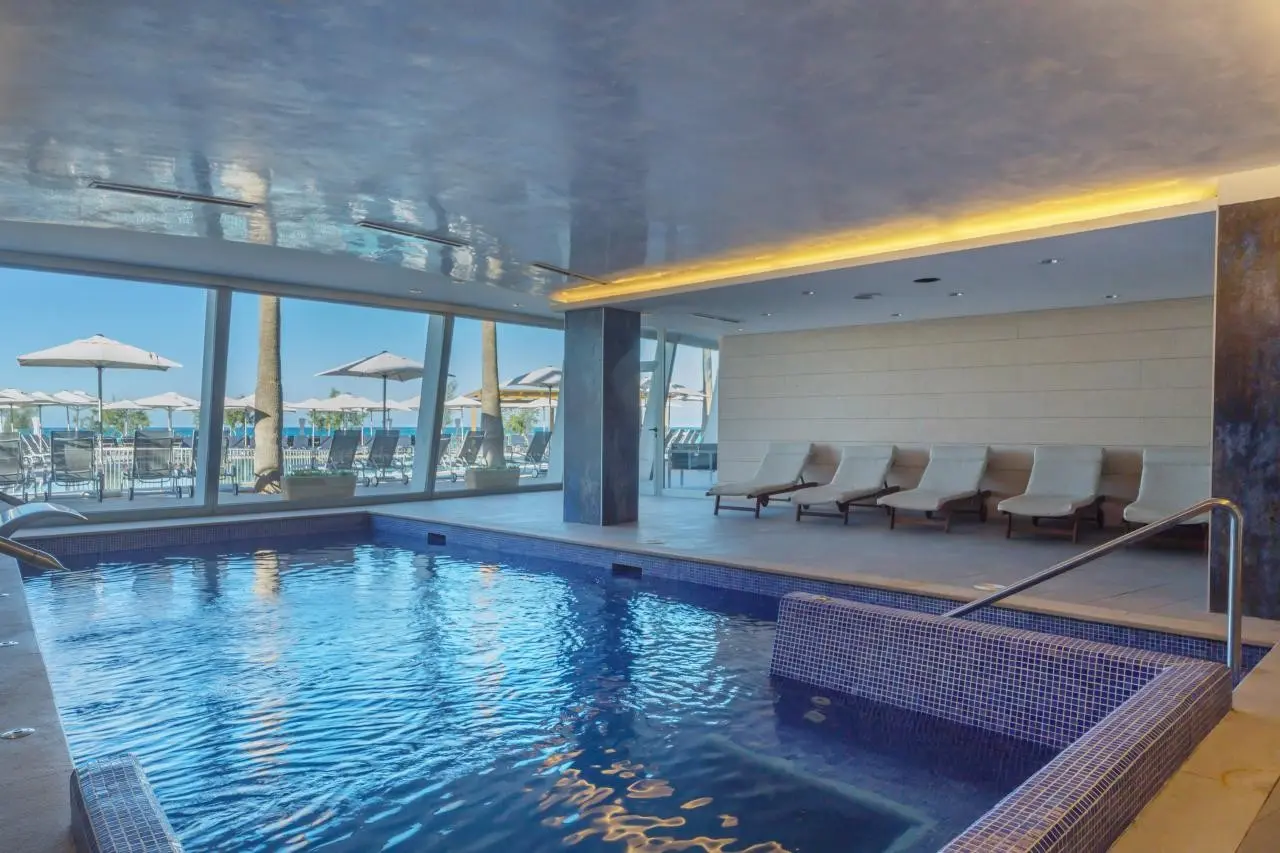 Aparthotel Fontanellas Playa — FONTANELLAS PLAYA APARTHOTEL