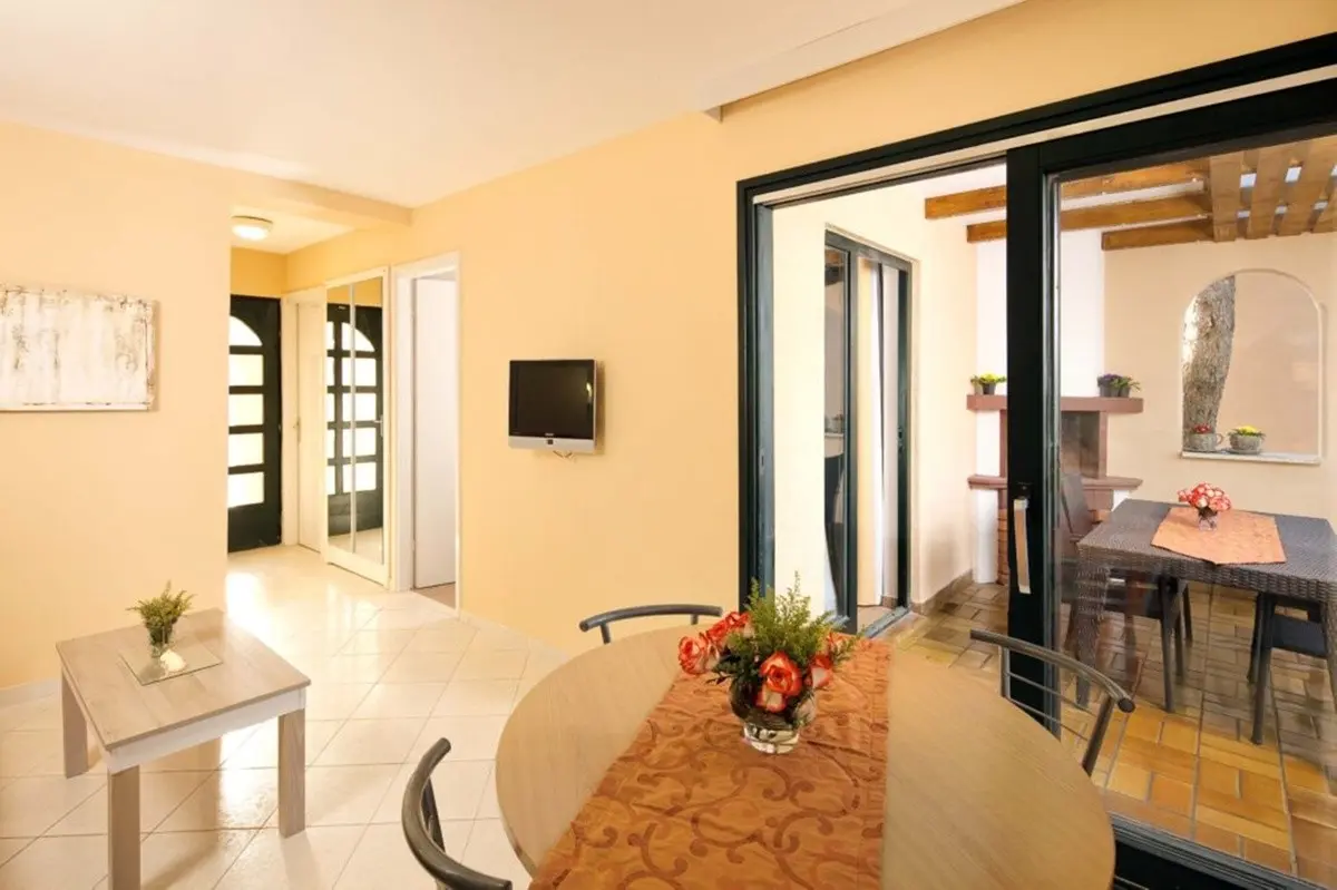 Apartments Amfora Plava Laguna — APARTMENTS AMFORA PLAVA LAGUNA