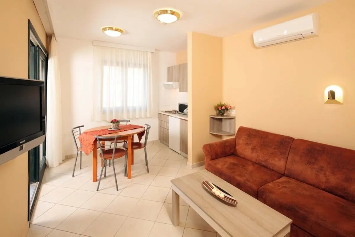 Apartments Amfora Plava Laguna — APARTMENTS AMFORA PLAVA LAGUNA