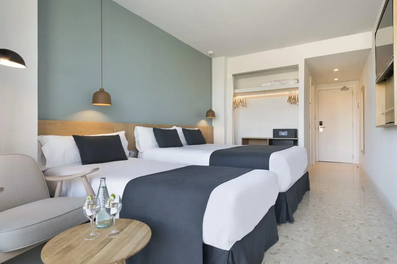 Aqua Hotel Silhouette Spa - Adults Only — AQUA HOTEL SILHOUETTE SPA - ADULTS ONLY