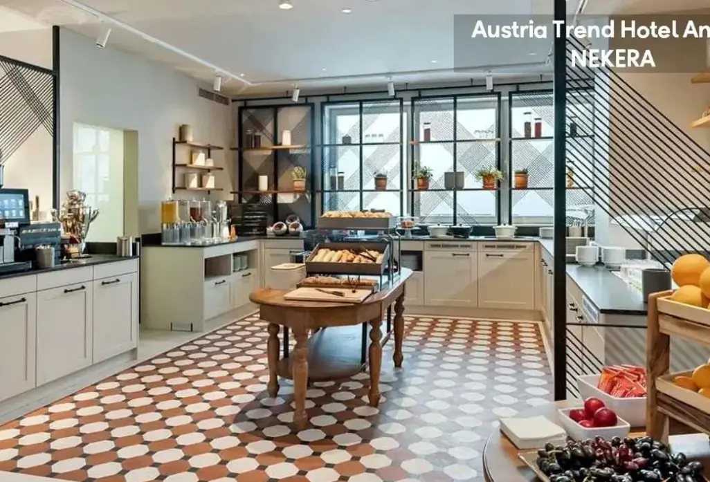 Restauracja i jedzenie w hotelu Austria Trend Hotel Anatol