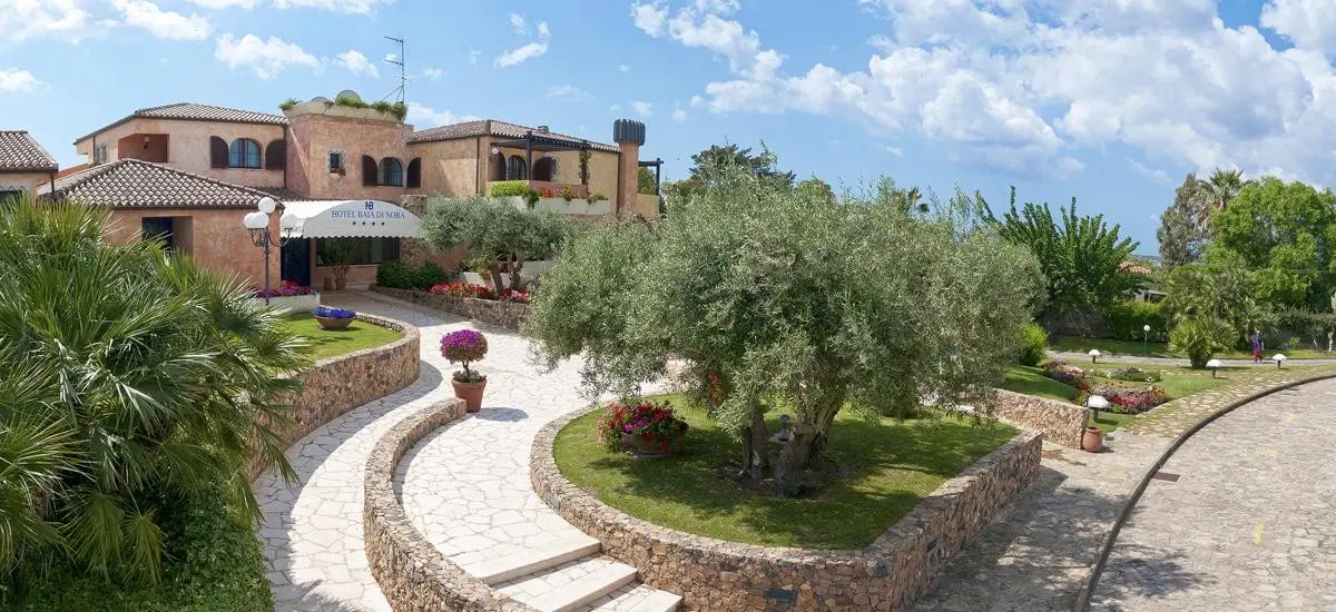 Baia Di Nora — BAIA DI NORA