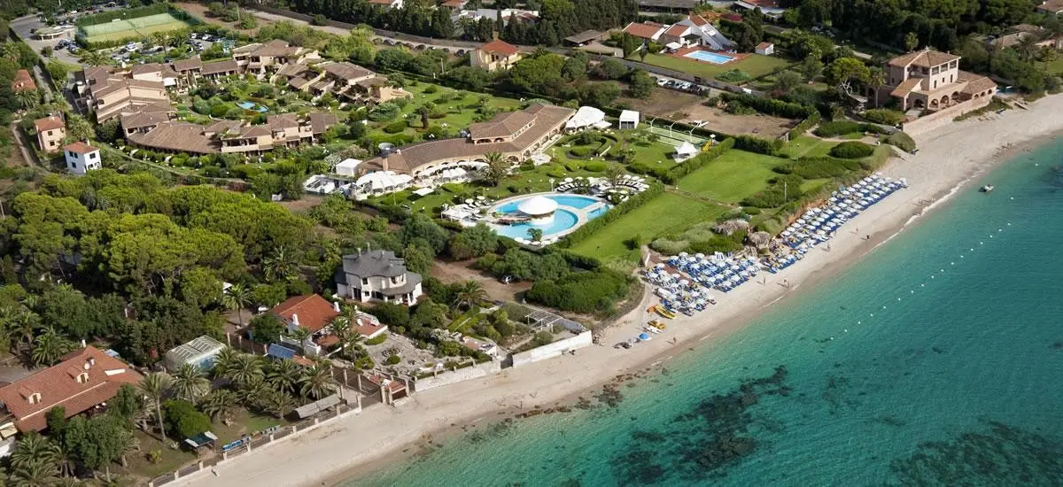 Baia Di Nora — BAIA DI NORA