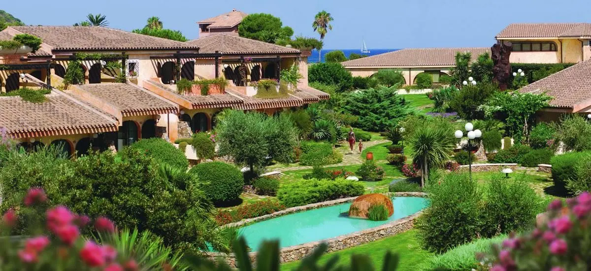 Baia Di Nora — BAIA DI NORA