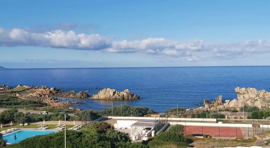 Widok z hotelu Baia Santa Reparata Residence