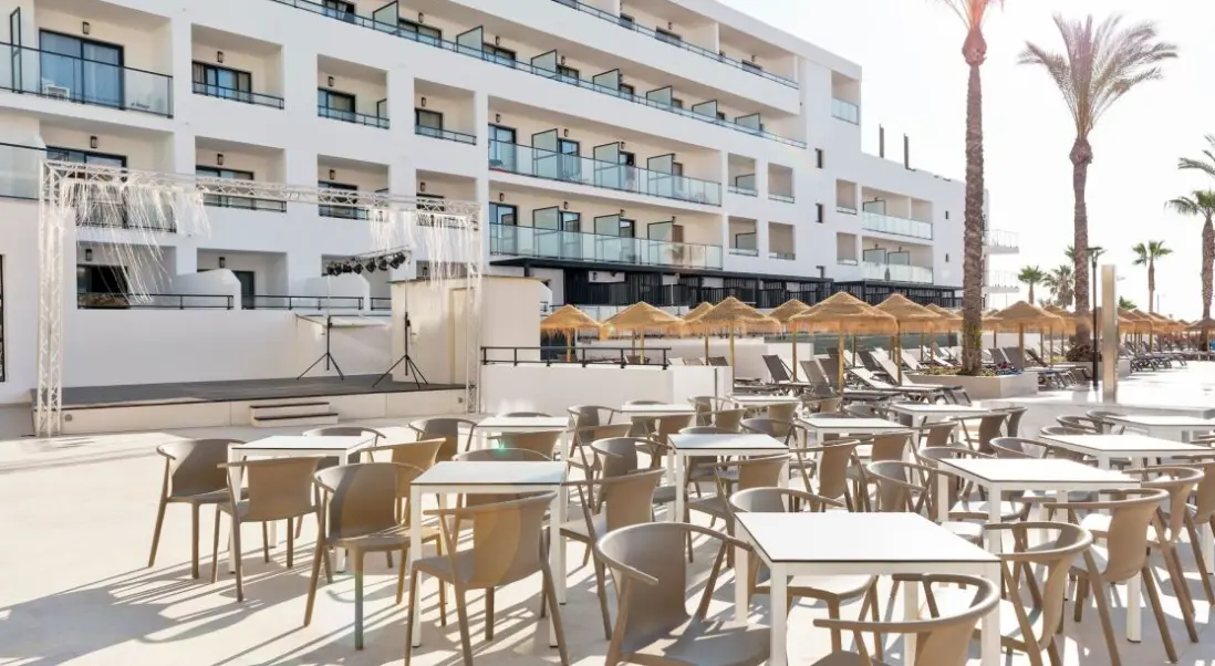 Restauracja i jedzenie w hotelu Best Oasis Tropical