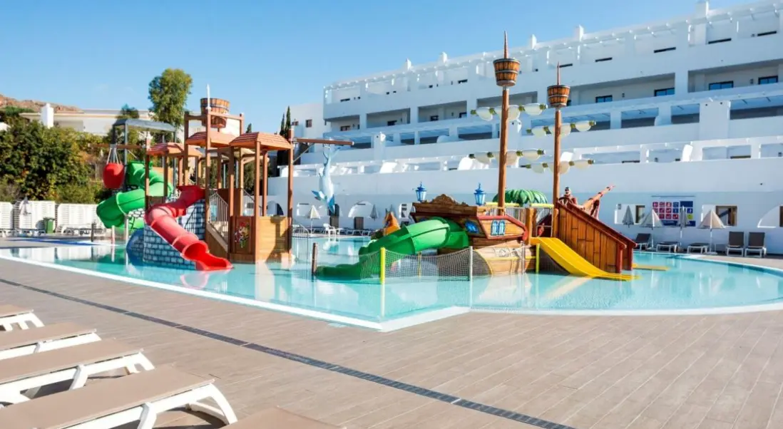 Basen w hotelu Best Pueblo Indalo