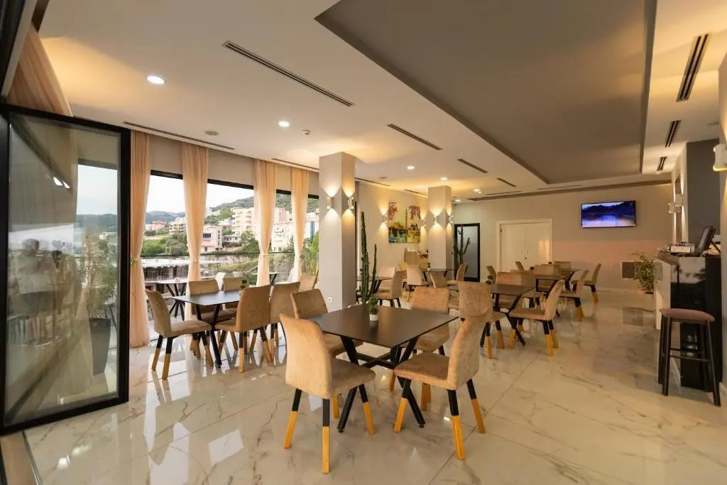 Britania — BRITANIA