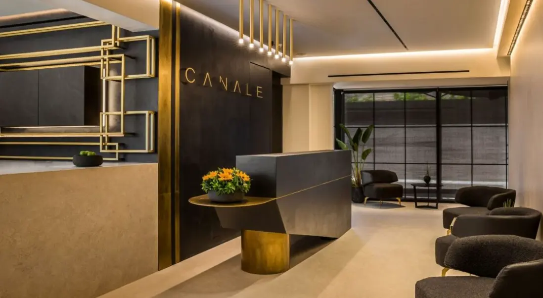 Lobby hotelu Canale Hotel & Suites