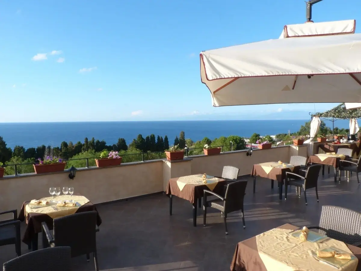 Widok z hotelu Cannamele Escape Tropea