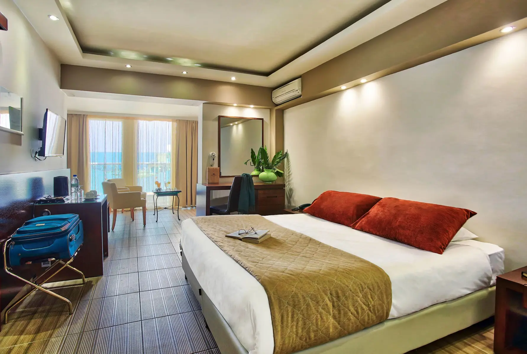 Capsis Astoria — CAPSIS ASTORIA