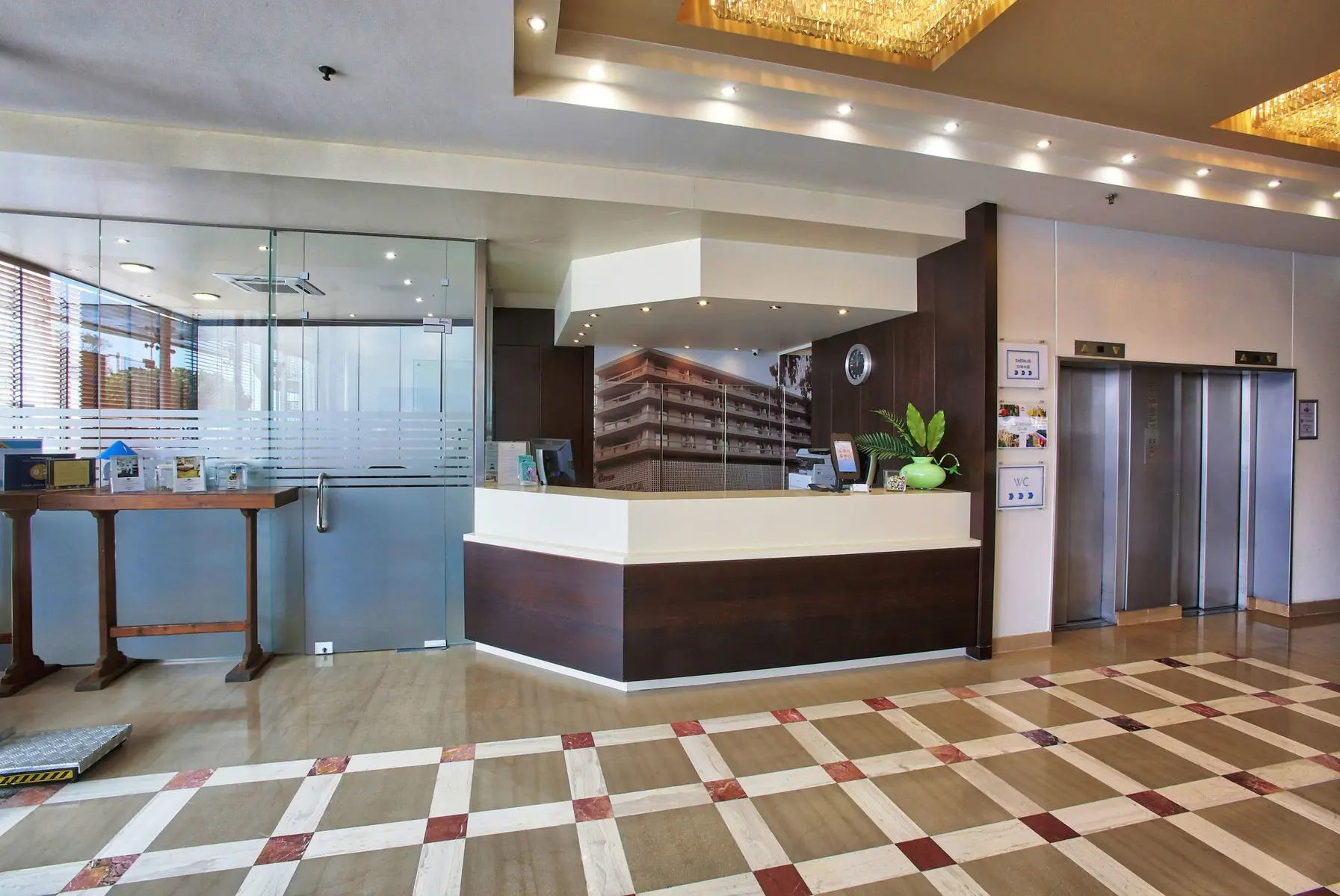 Capsis Astoria — CAPSIS ASTORIA