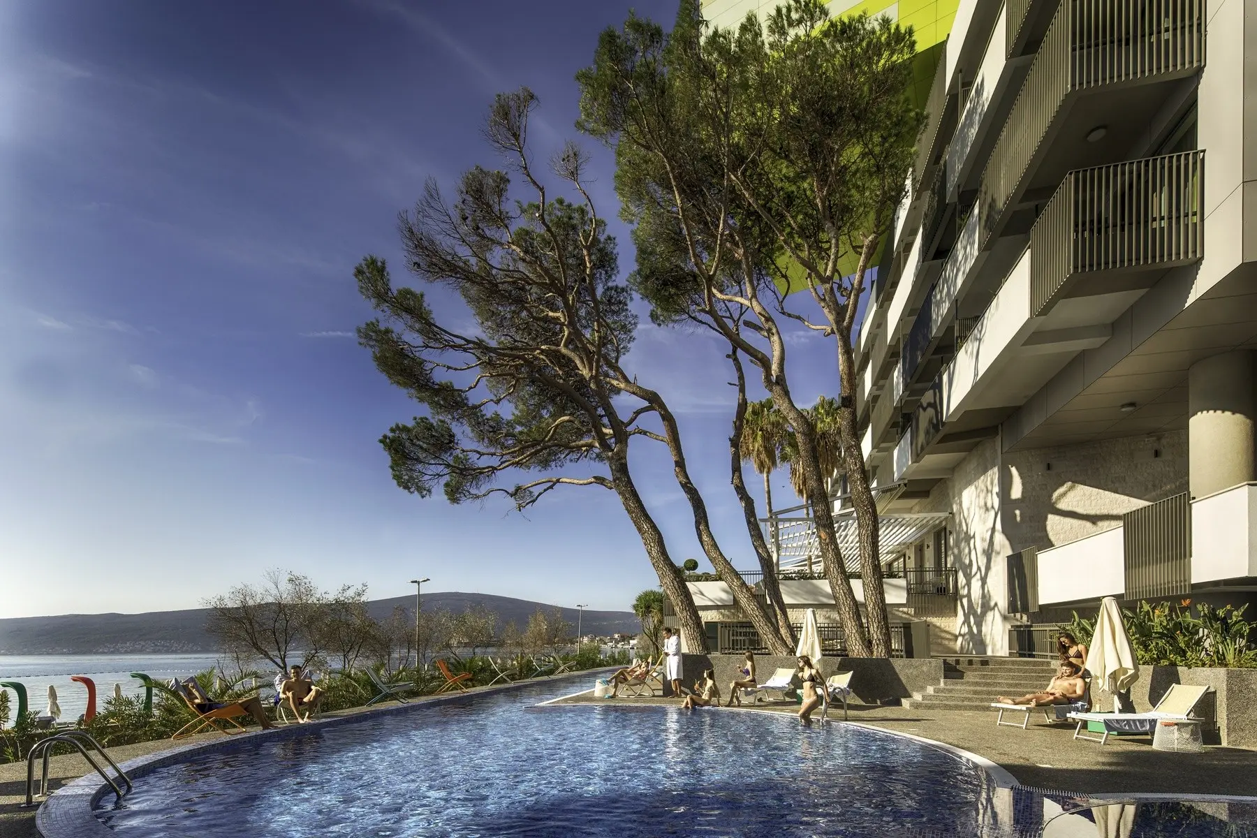 Basen w hotelu Carine Hotel Park