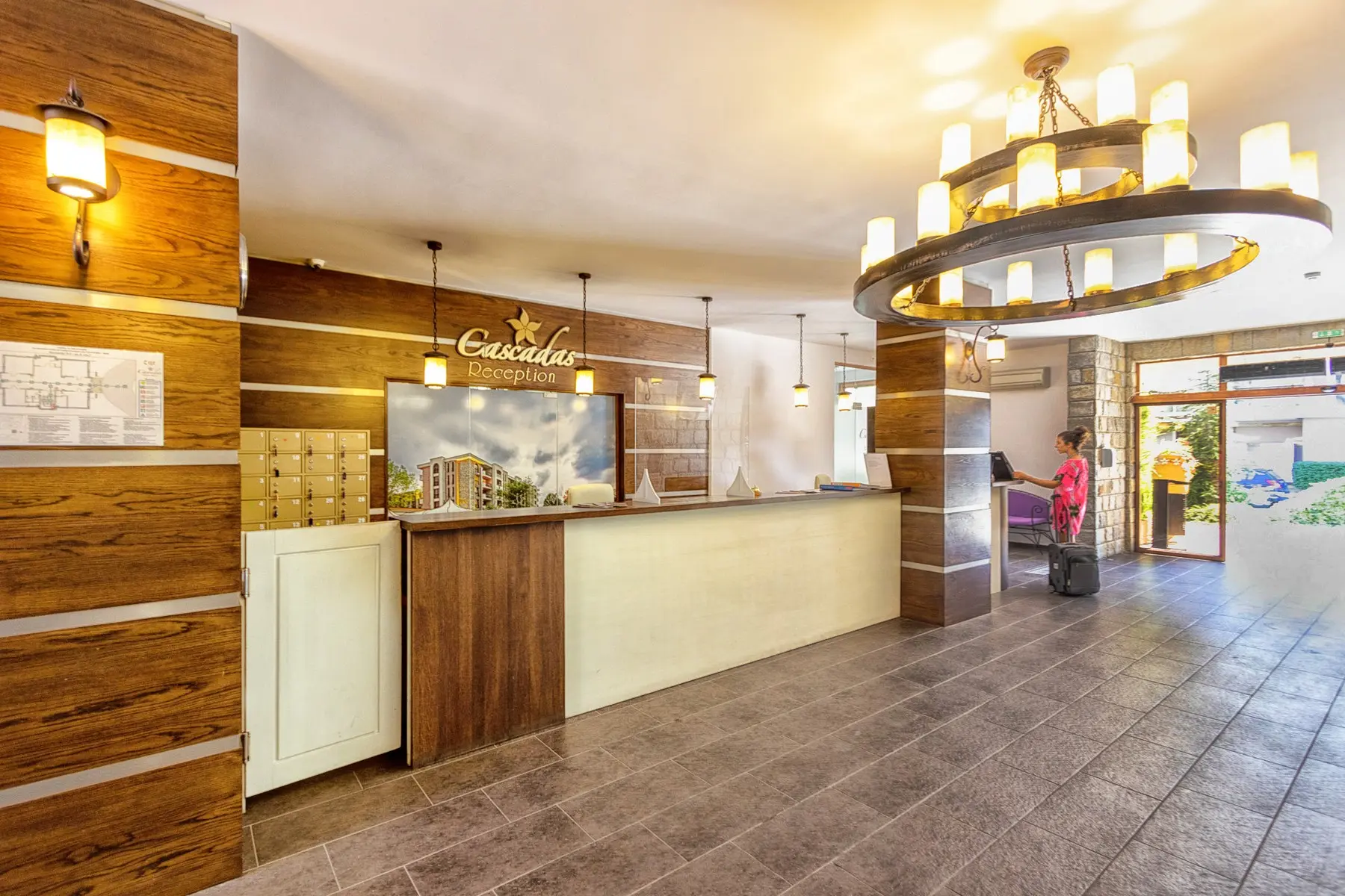 Cascadas Family Resort — CASCADAS FAMILY RESORT